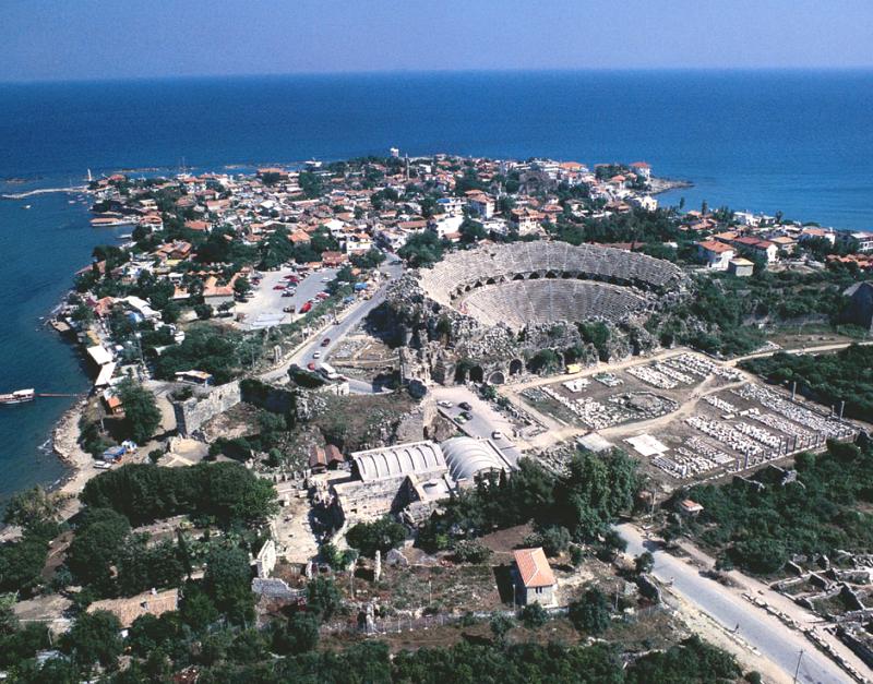 Tarihi ve doğal dokusuyla Antalya – Side