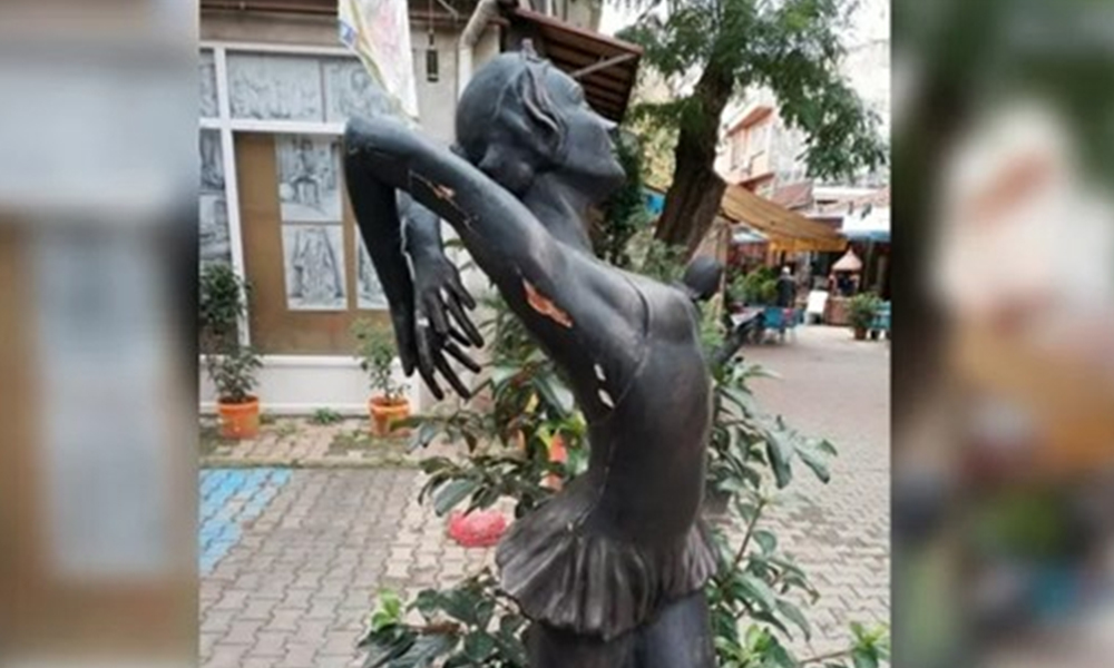 Bu da oldu… İstanbul’da balerin heykeline cinsel saldırı