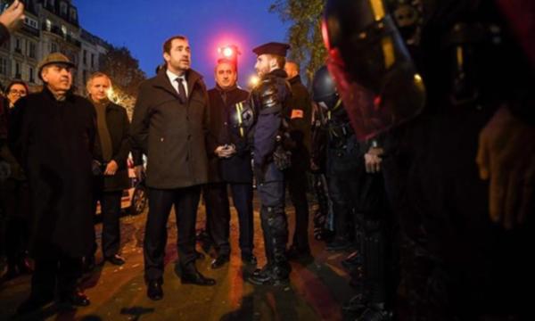 Fransa İçişleri Bakanı: 974 kişi gözaltına alındı