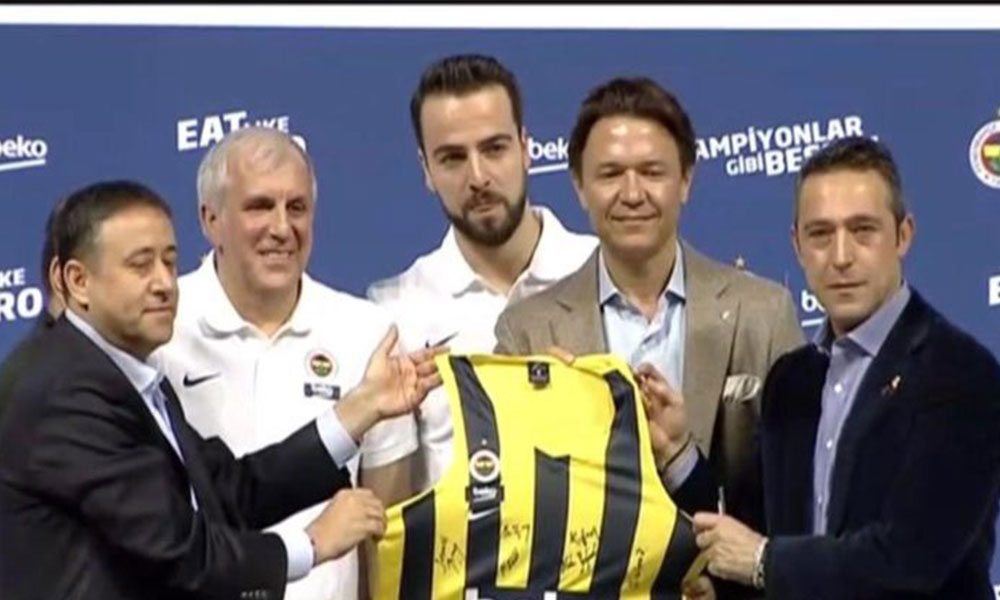 Fenerbahçe sponsorluk anlaşmasını imzaladı: Basketbol takımının ismi değişti