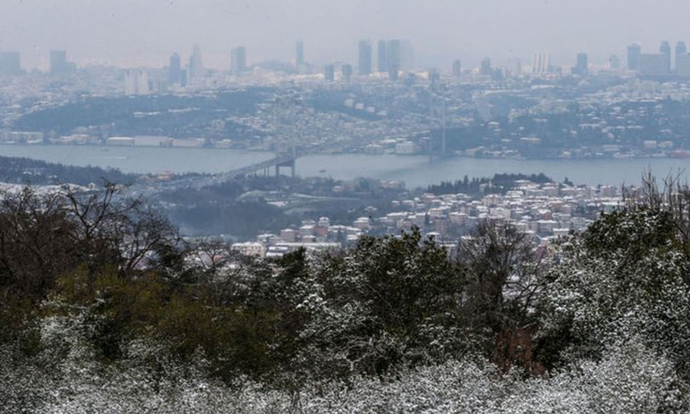 Meteoroloji olmayacak demişti: İstanbul Beylikdüzü’nde kar yağışı başladı