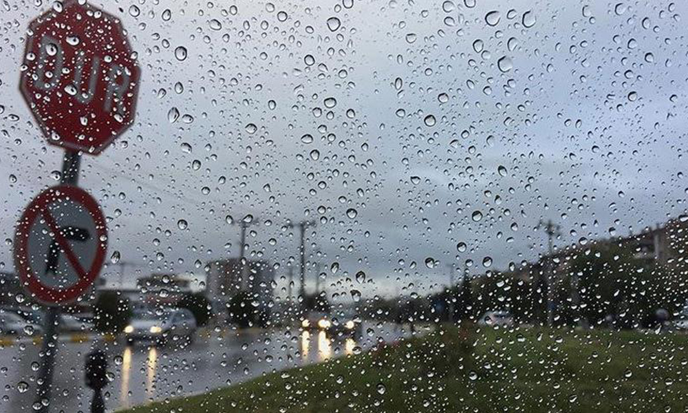 İstanbul güne yağmurla başladı… Meteoroloji’den birçok şehre sağanak uyarısı!