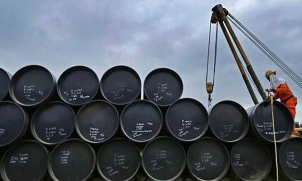 OPEC toplantısı sürerken petrol fiyatları yaklaşık yüzde 3.0 düştü 