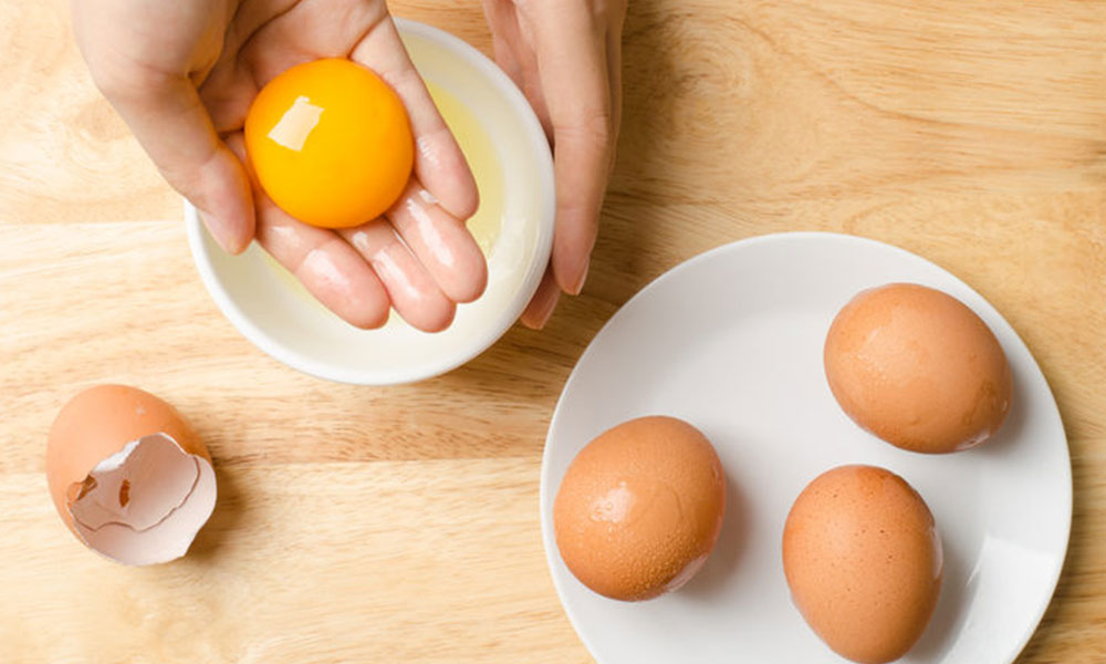 Yumurta sarısının rengi, besin değeri hakkında bilgi verebilir mi?