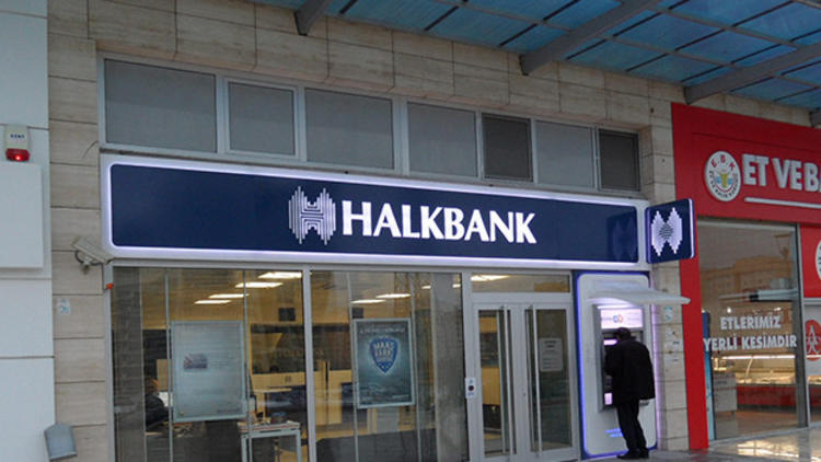 Halkbank kredi kartı borçlarını 60 aya kadar yapılandıracak