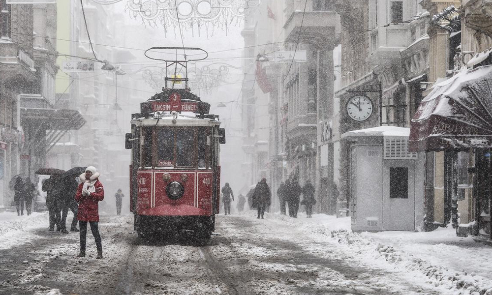 Meteoroloji tarih verdi! İstanbul’a kar geliyor…