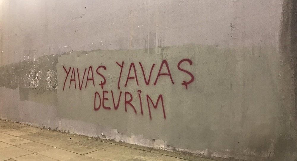 Millet İttifakı’nın Ankara adayı Mansur Yavaş’tan ‘Yavaş Yavaş Devrim’ yazısına tepki