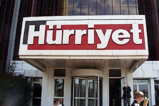 Hürriyet gazetesinin gerçek tirajını yazdı, 15 yıldır çalıştığı gazeteden kovuldu