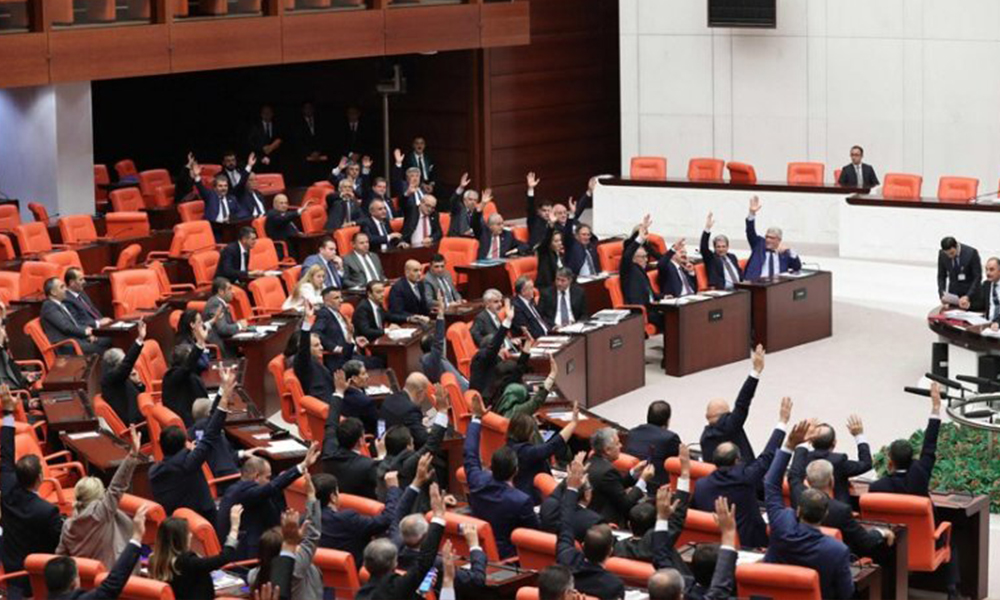 İhlaszedeler kanunu teklifi, AKP ve MHP oylarıyla reddedildi!
