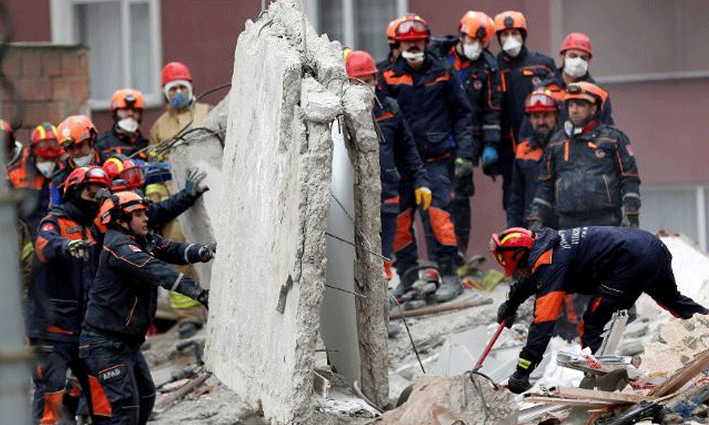 Kartal’da çöken binada hayatını kaybedenlerin sayısı 21 oldu