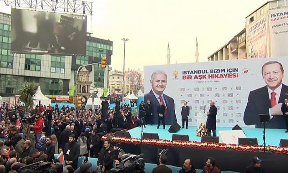 Erdoğan mitingde katliam görüntülerini izletti; uzmanlar uyardı