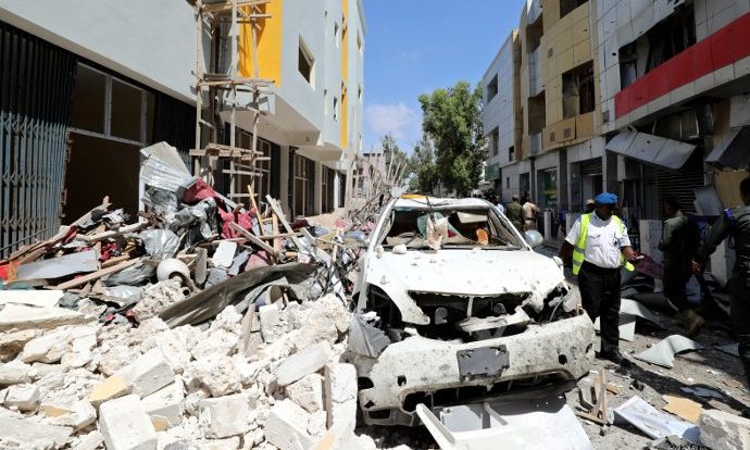 Somali’de bomba yüklü araç patladı: çok sayıda ölü ve yaralı var