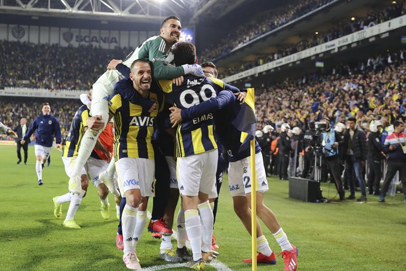 Fenerbahçe 90+6’da hayata tutundu