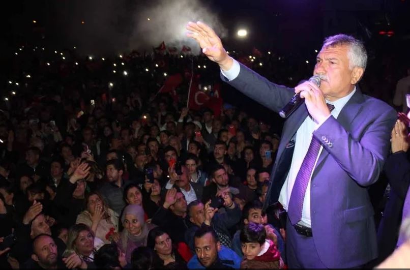 Adana’ya da bahar geldi: İşte Zeydan Karalar’ın zaferi!