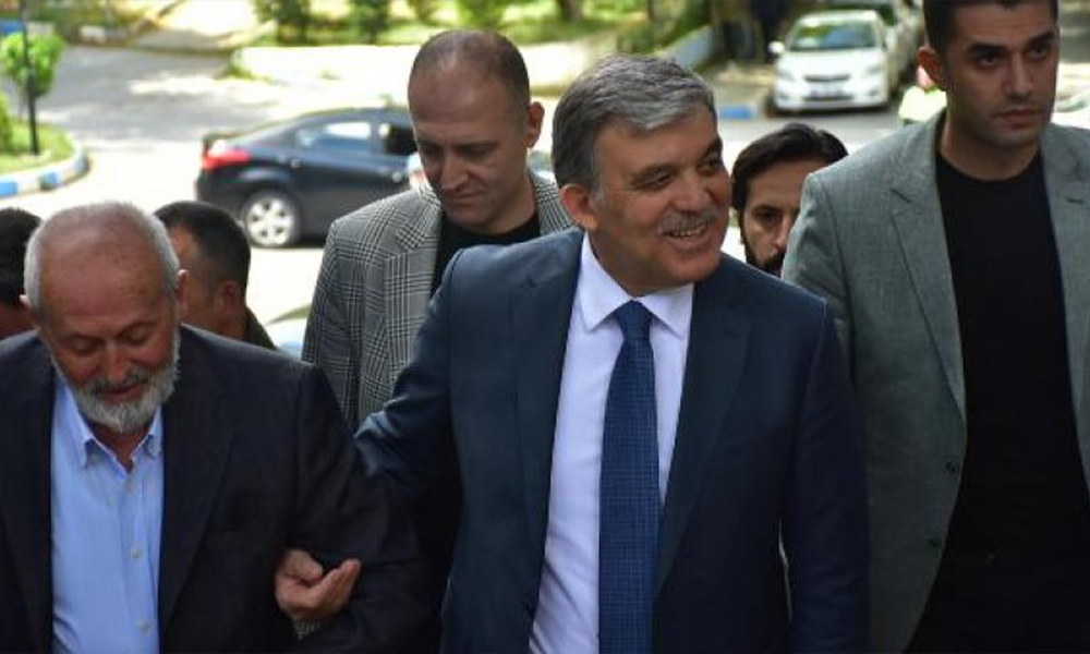 Abdullah Gül’e bir kez daha ‘yeni parti’ soruldu