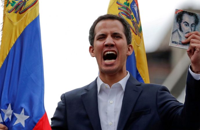 Venezuela’dan Fransa’ya ‘Guaido’yu teslim et’ çağrısı