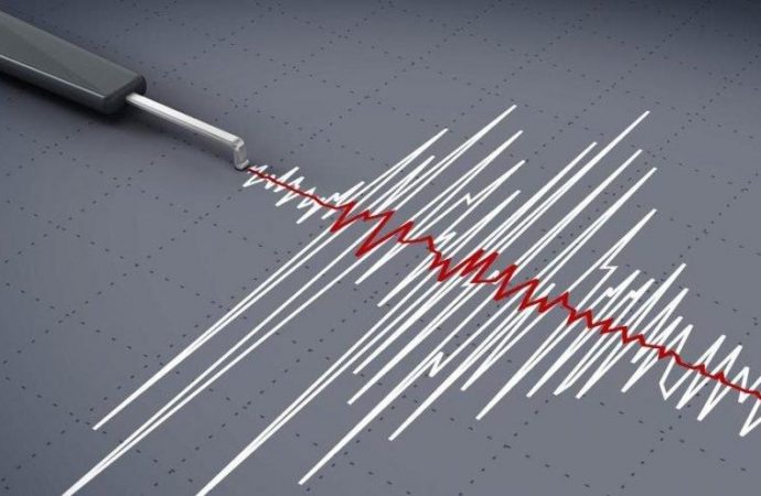 Soma’da 3.7 büyüklüğünde deprem