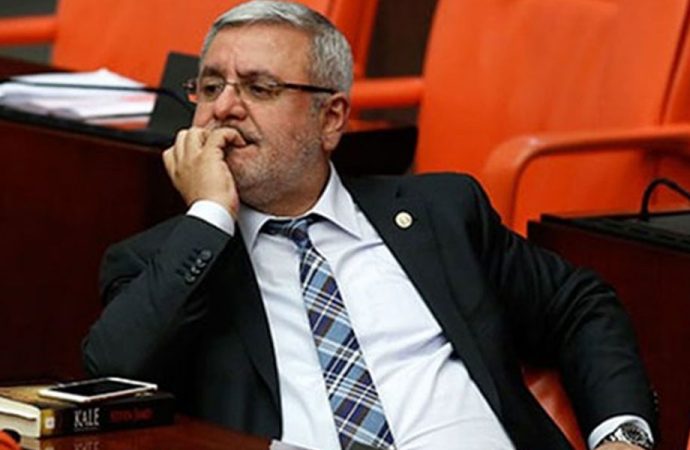 Mehmet Metiner’den AKP’yi karıştıracak 15 Temmuz iddiası!