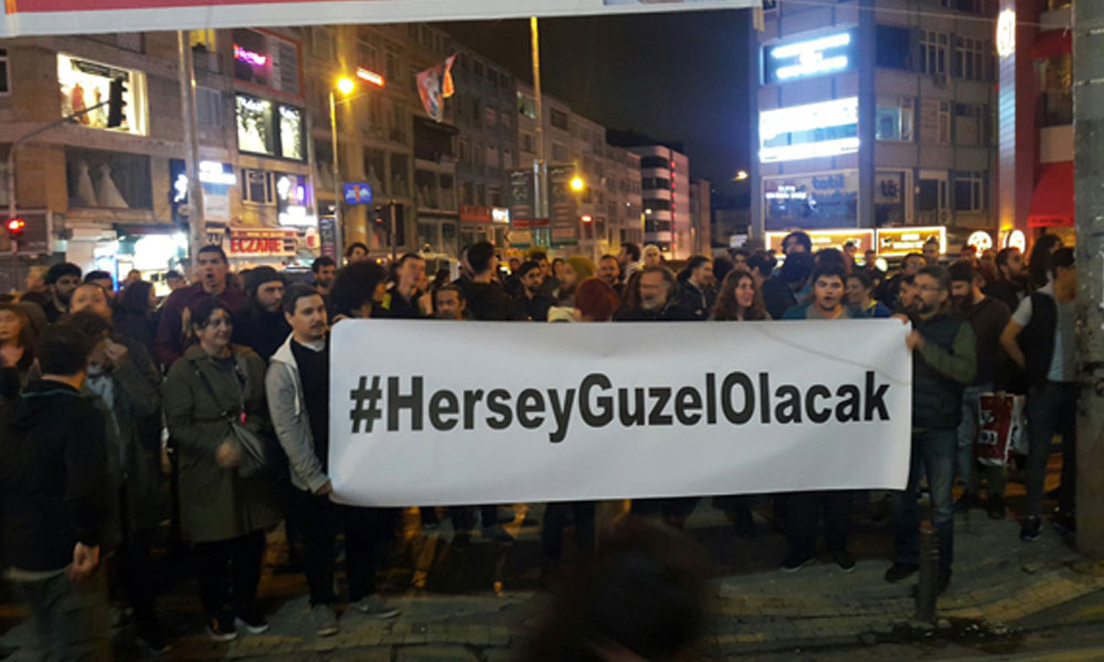 Kadıköy’de YSK protestosu: “Her şey güzel olacak”