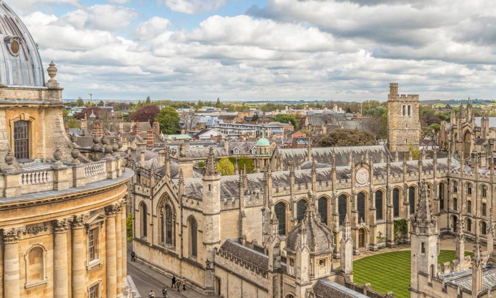 900 yıllık tarihinde Oxford’an bir ilk! ‘Düşük’ notlu öğrenci…