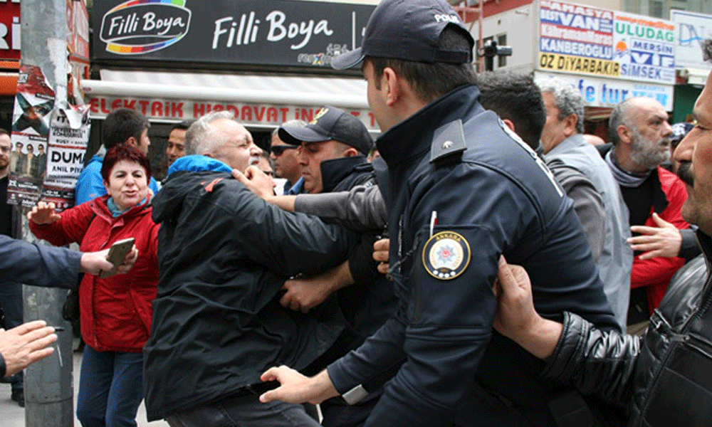 YSK eleştirisine polis engeli! YSK, AKP-MHP İttifakının noteri haline dönüşmüştür