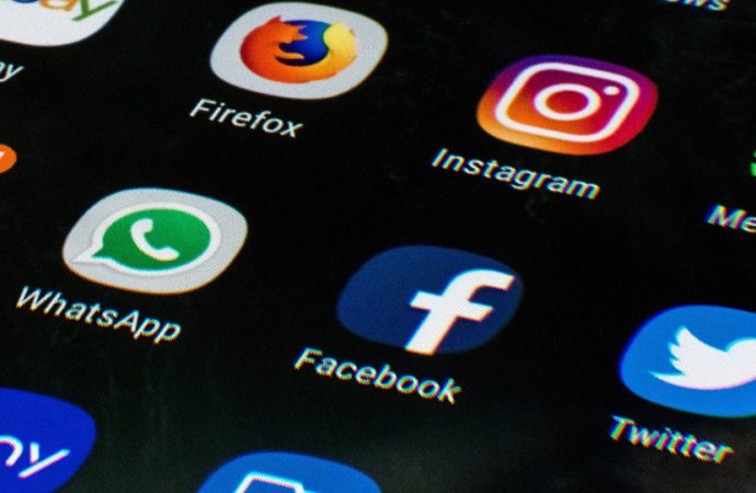 Whatsapp ve Instagram çöktü mü? - Tele1