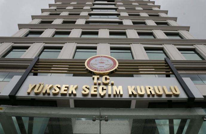 YSK, AKP’li Belediye Başkanı’nın görevini düşürecek…