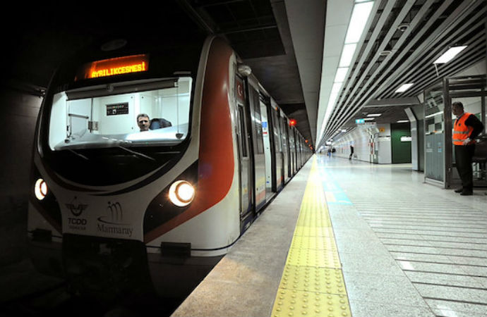 Marmaray için alınan 38 tren setinin yanlış olduğu anlaşılınca depoya kaldırıldı