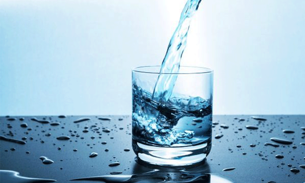 Neden az su içiyoruz: Yetersiz su alımının vücuda zararları