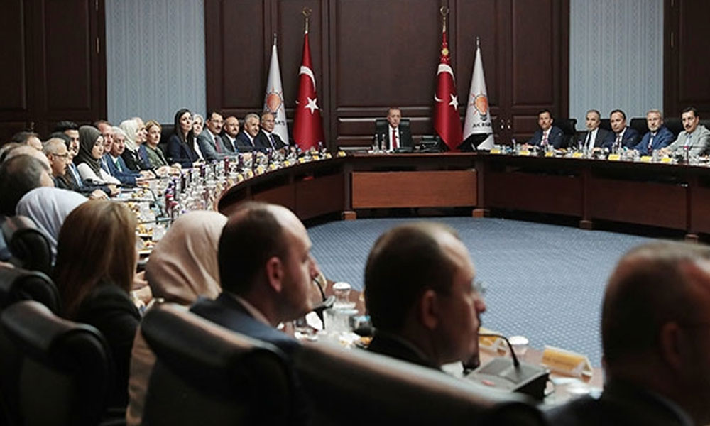 AKP MKYK’den Erdoğan’ı rahatsız eden ‘sistem’ eleştirisi
