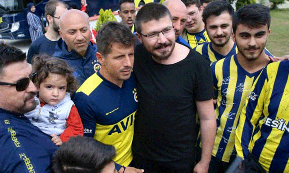 Fenerbahçeli taraftarlardan Emre Belözoğlu’na yoğun ilgi