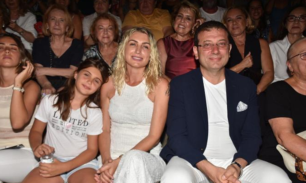 İmamoğlu, Bodrum’da Zülfü Livaneli’nin konserine katıldı