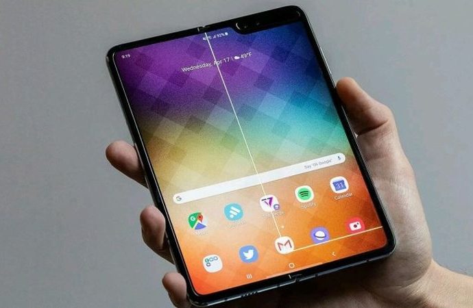 Samsung’un yeni katlanabilir ekranlı telefonu böyle görünecek?
