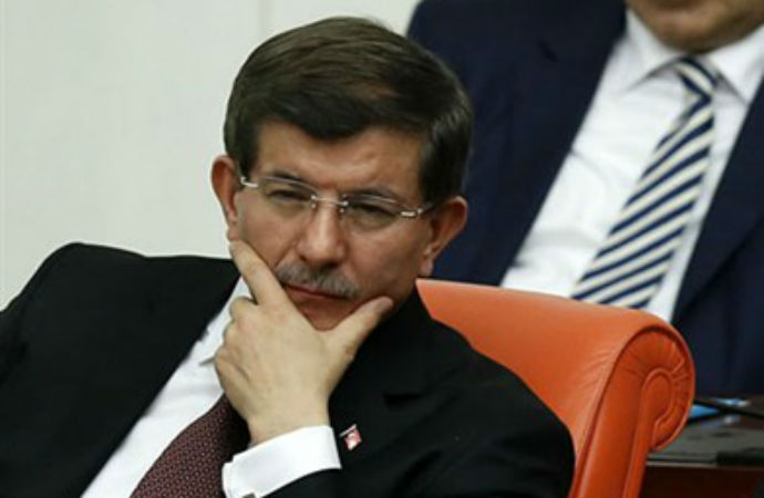 AKP’den Davutoğlu istifasına ‘yanıt’ gibi açıklama: ‘Vakti saati geldiğinde gerekli cevabı alacak’