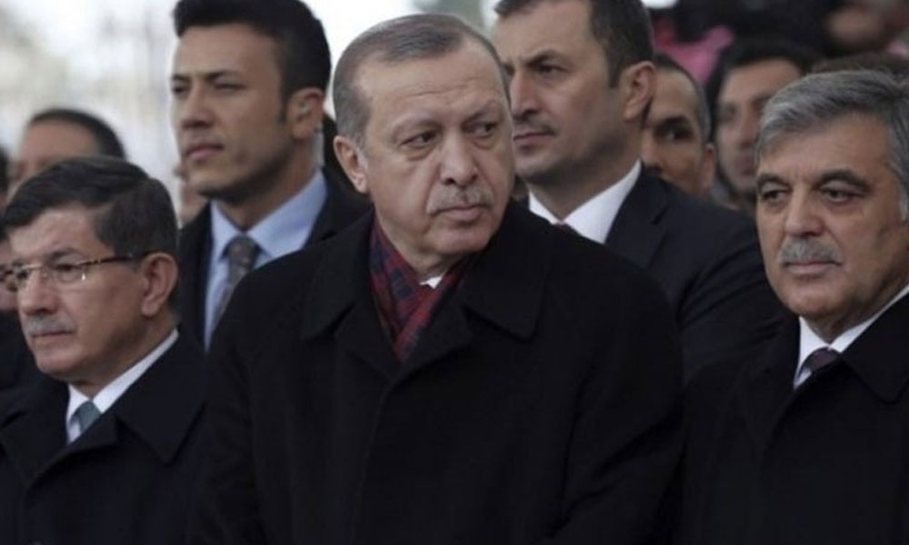 Erdoğan’dan AKP içinde ‘yeni parti’ hamlesi! Başkan yardımcıları ve bakanlara tırpanı vuruyor…