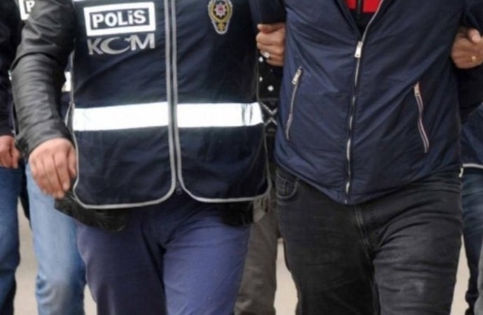 Van’da belediye çalışanlarına operasyon: 12 gözaltı