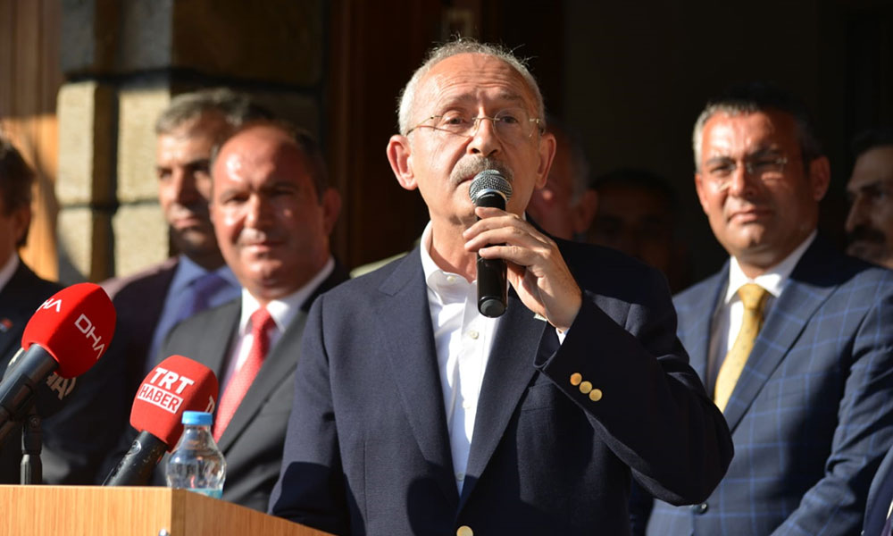 Kemal Kılıçdaroğlu belediye başkanlarından iki şey istedi