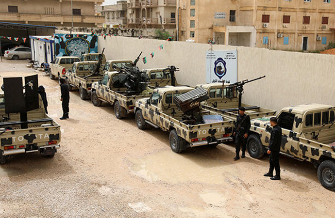 Libya’da Hafter’e bağlı güçler ateşkesi kabul etti