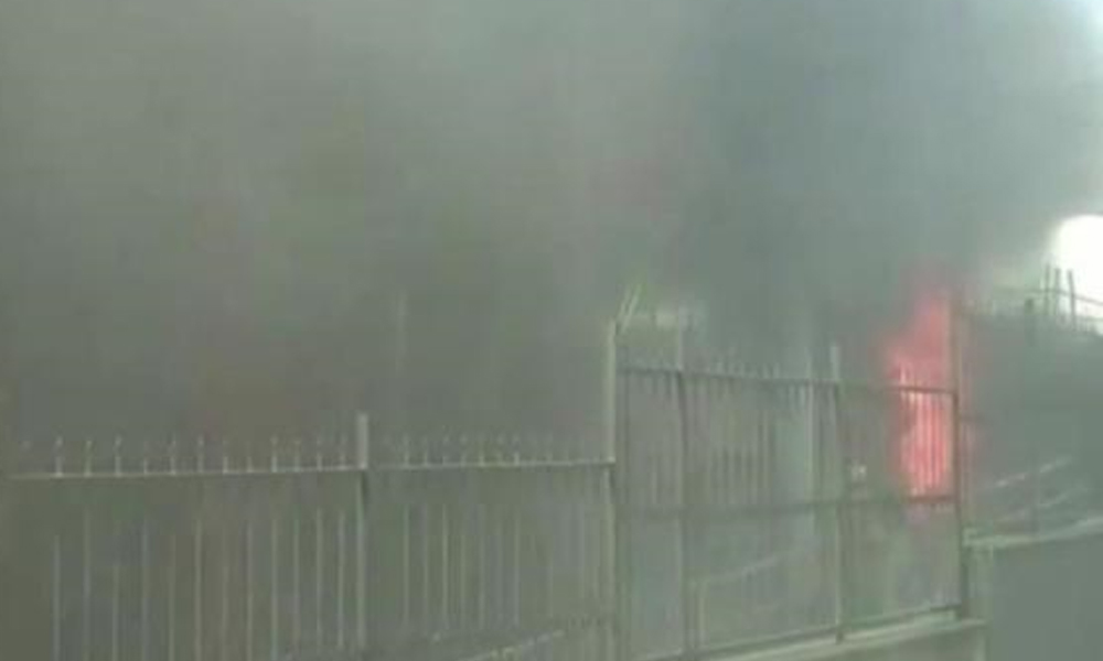 İstanbul’da özel hastanede yangın paniği… İtfaiye ekipleri müdahale ediyor
