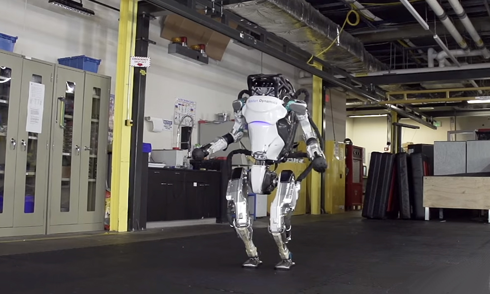 Boston Dynamics, ‘Atlas’ robotunun yeni videolarını yayınladı