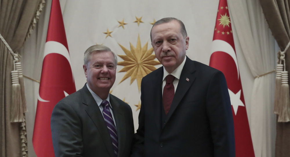 Senatör Graham’dan ‘Suriye’ye girerse Türkiye’nin NATO üyeliğini askıya alın’ çağrısı