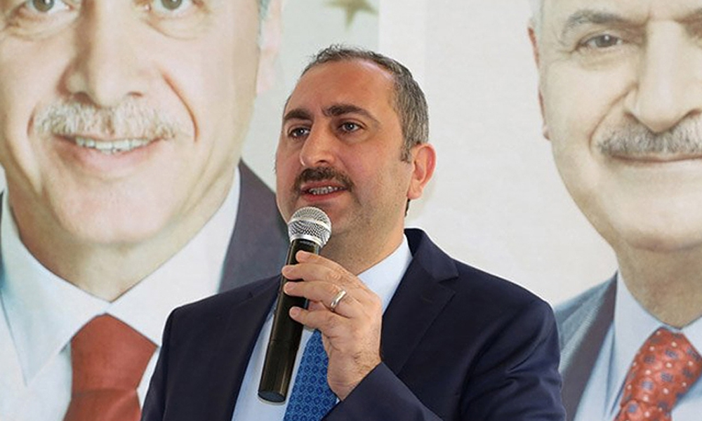 AKP’li vekil bombayı patlattı! ‘Adalet Bakanı FETÖ’cülerle uzlaşmamı istedi’