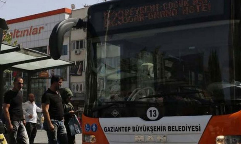 İstanbul’da başka Antep’te başka: CHP’nin “Aylık öğrenci akbili ücreti 50 TL olsun” teklifi AKP’lilerce reddedildi