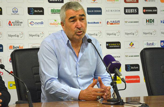 Süper Lig’de flaş istifa! Kayserispor’da Samet Aybaba istifa etti