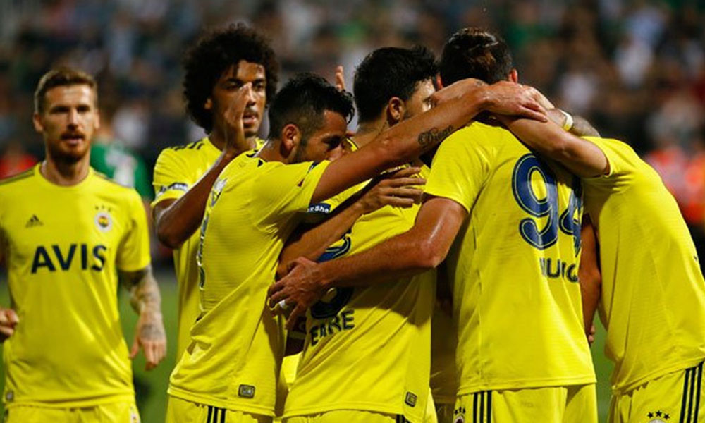 Fenerbahçe, deplasmanda Denizlispor’u 2-1 mağlup etti