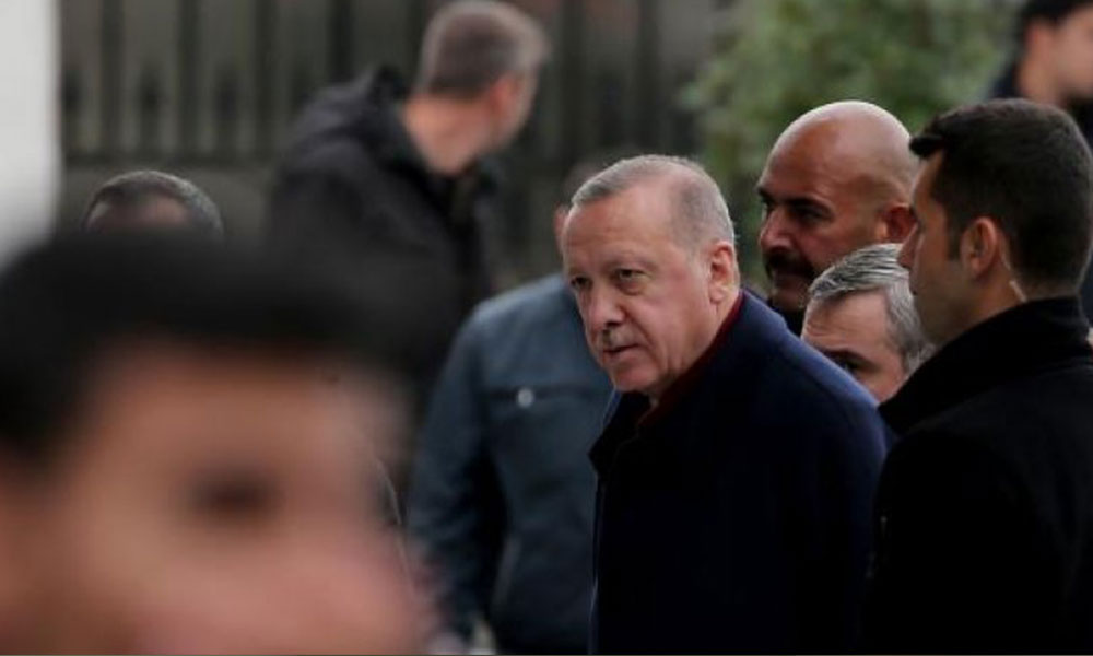 O partiyi Erdoğan ve ekibi mi yönetiyor? Tipik bir Nazi partisi gibi çalışıyorlar iddiası…