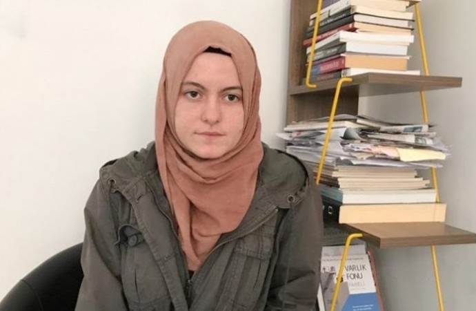 Gözaltına alınırken cinsel saldırıya maruz kalan Merve Demirel’in duruşmasında gerginlik
