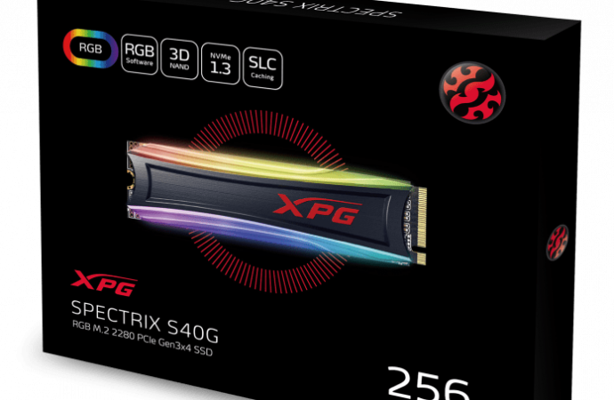 XPG SPECTRIX S40G RGB SSD okuma hızı ile fark yaratıyor