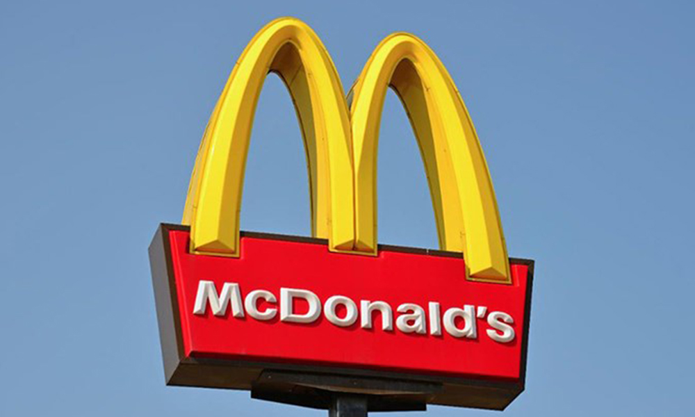 McDonalds’ın tavukburgerinden demir çubuk çıktı