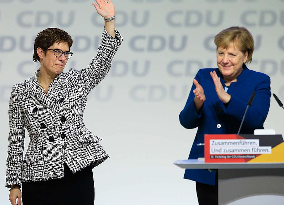 Başbakan adayı olacaktı: Merkel’in halefi görevi bıraktı